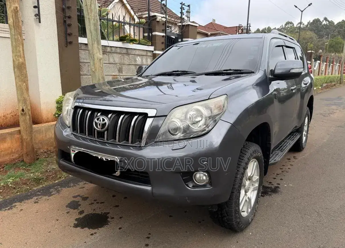 Toyota Land Cruiser Prado 3.0 TD 2011 Gray