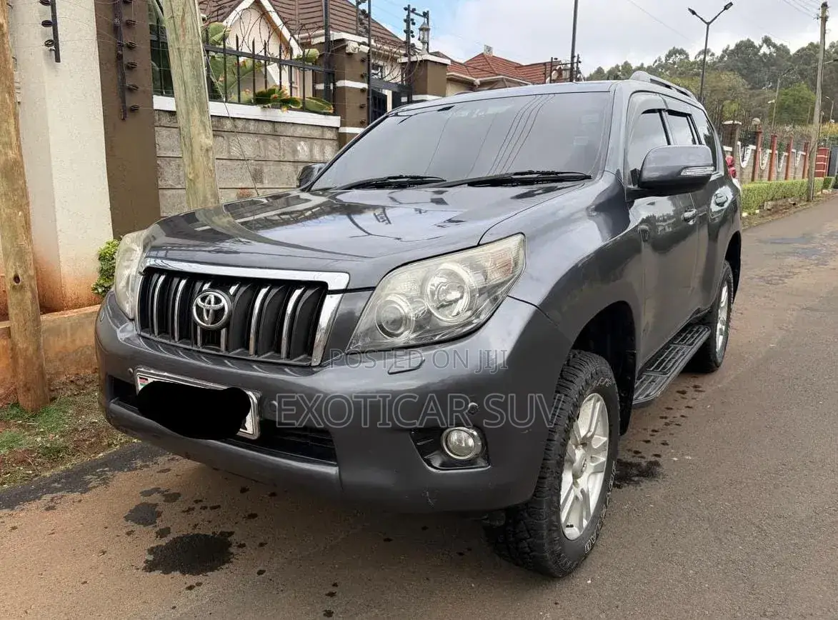 Toyota Land Cruiser Prado 3.0 TD 2011 Gray