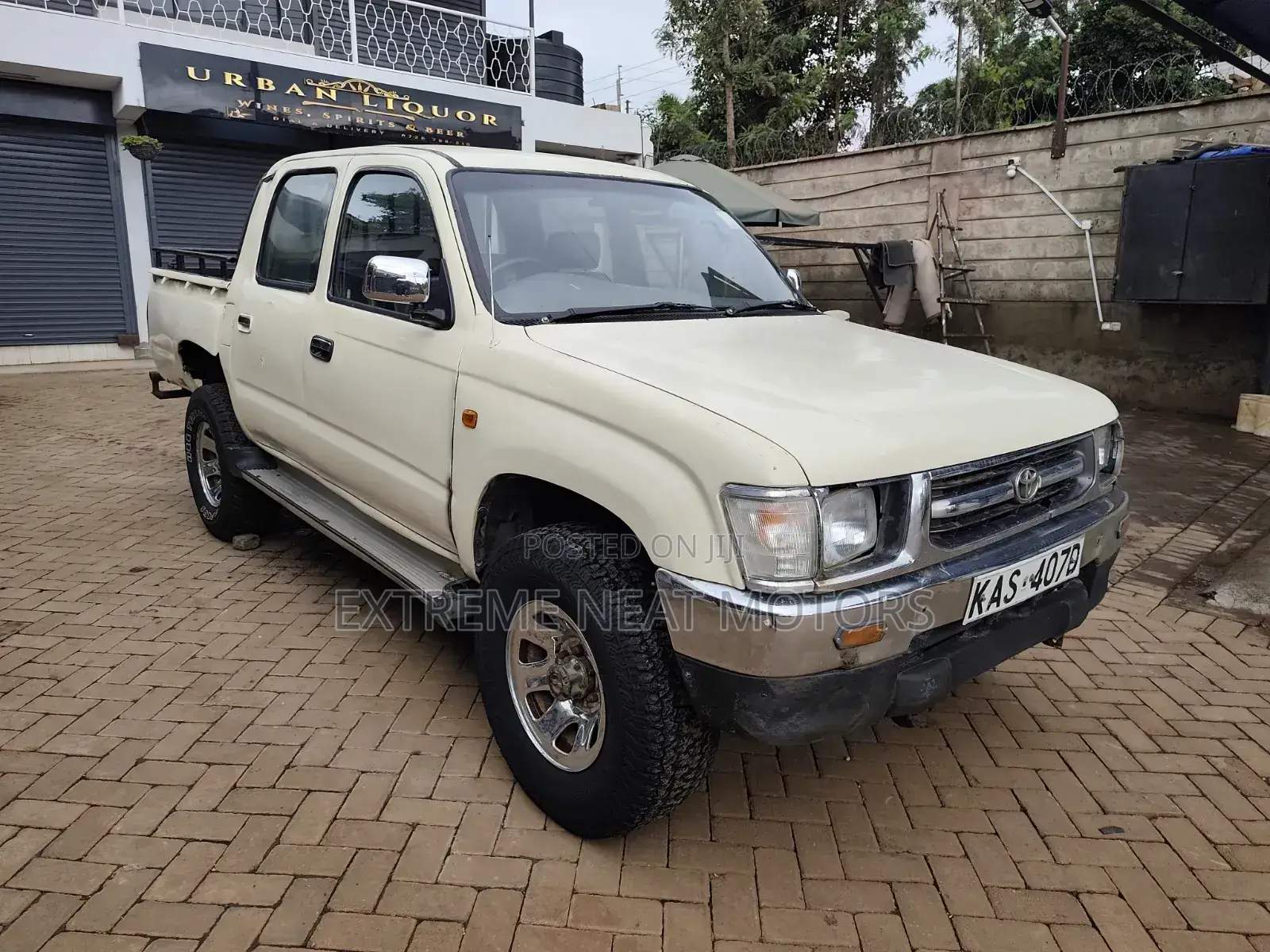 Toyota Hilux 2800 Raider D-Cab 2004 Yellow