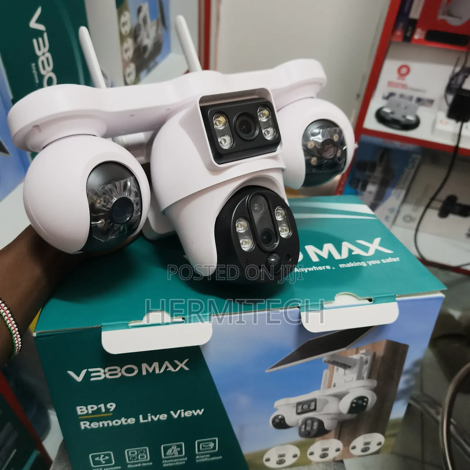 4lens Dua Panel Solar Powered CCTV Cameras Outdoor Surveillance Use