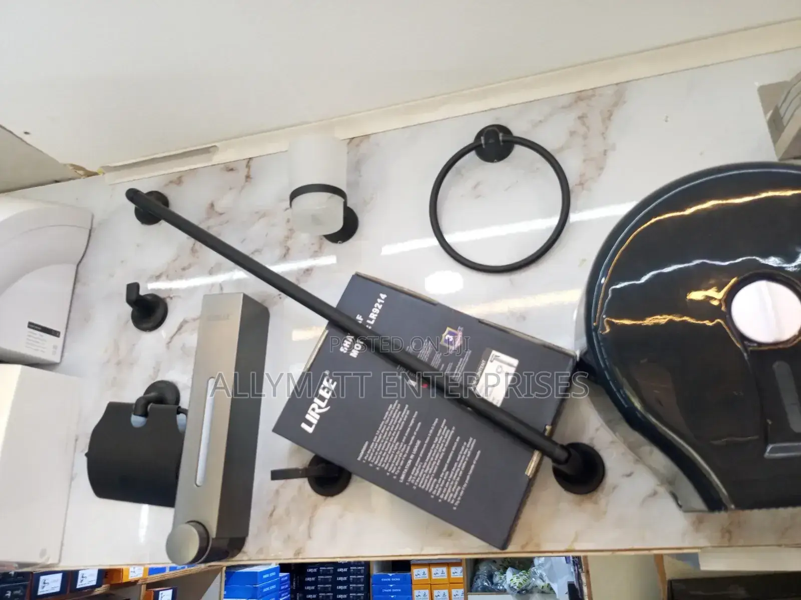 Black Bathroom Accessories Set