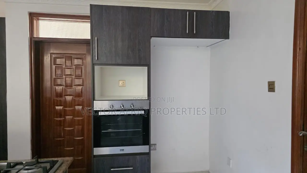 5bdrm Maisonette in Kitengela for sale