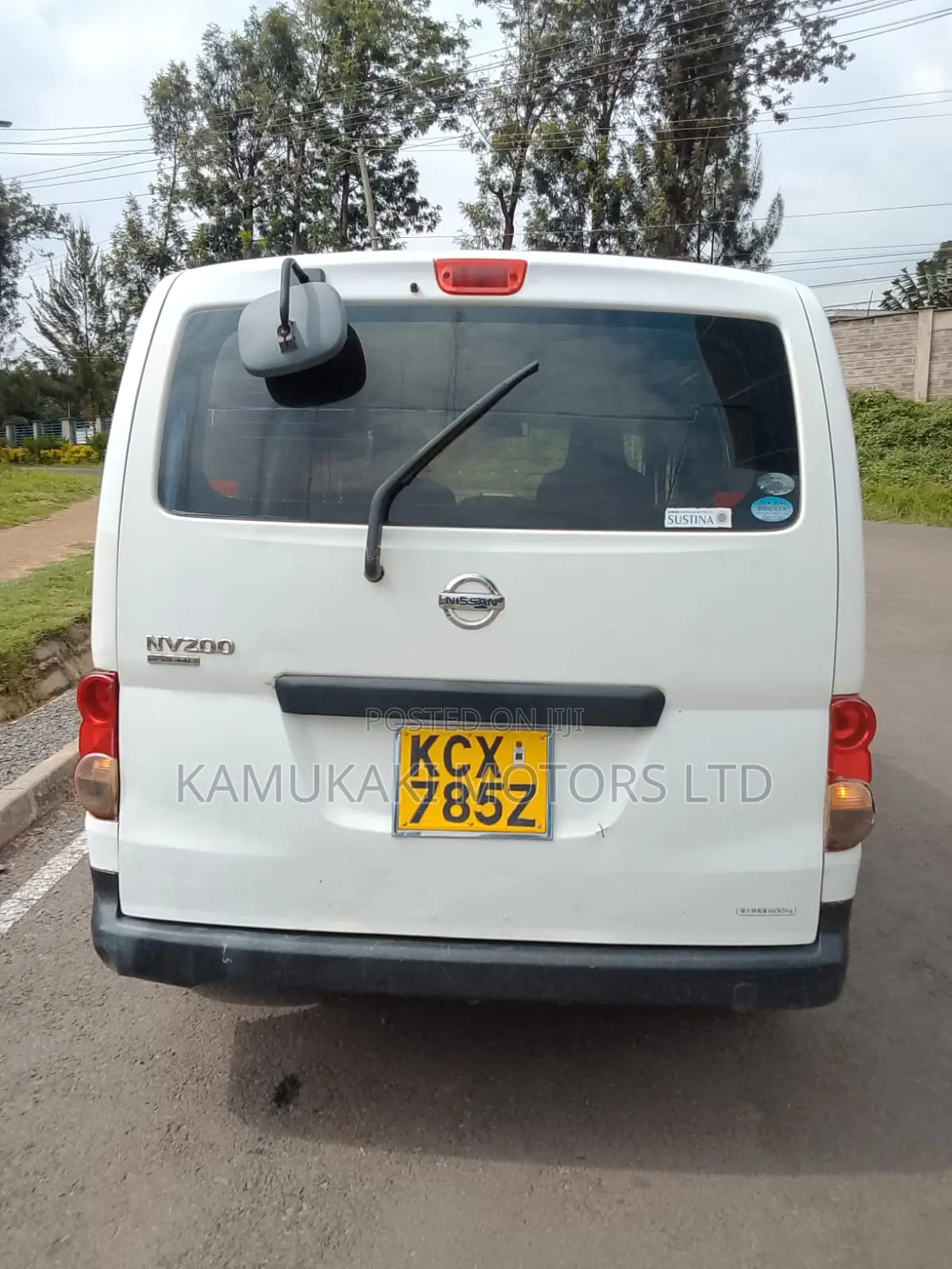 Nissan NV200 2012 White