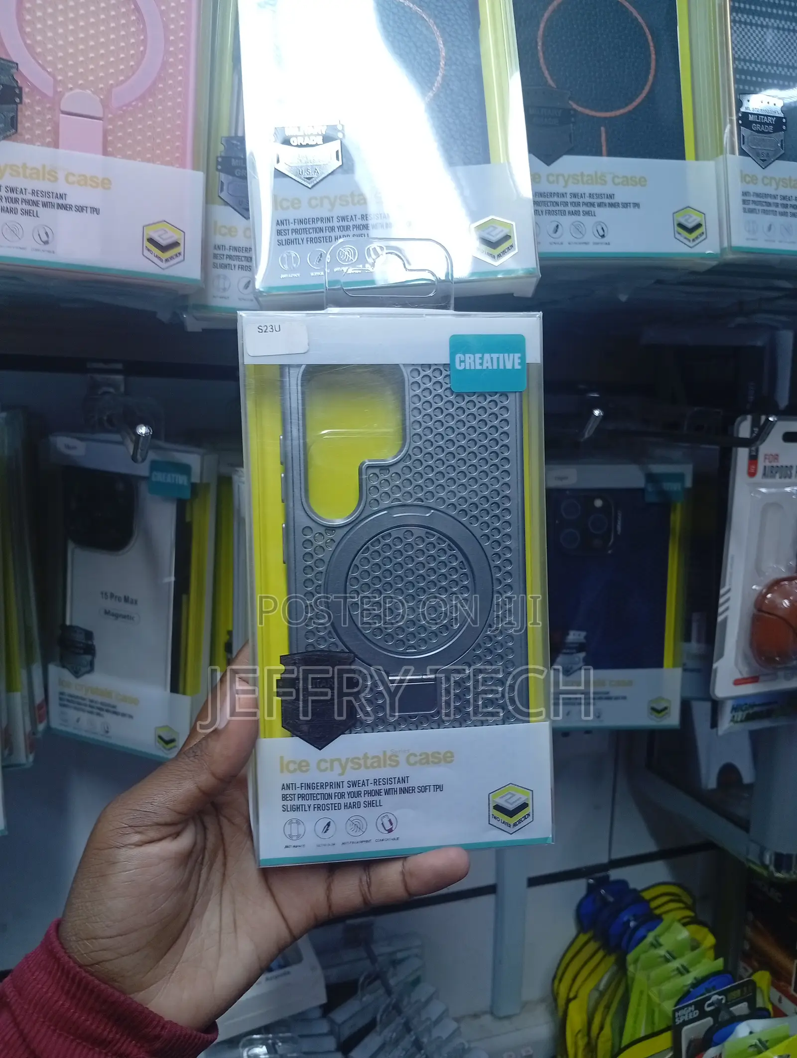 Samsung Galaxy S24 Ultra Case With a Heat Dissipation Mesh Design