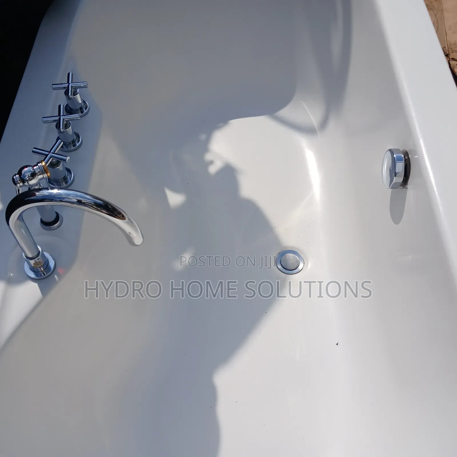 Modern Freestanding Bathtub With Inbuilt Mixers.