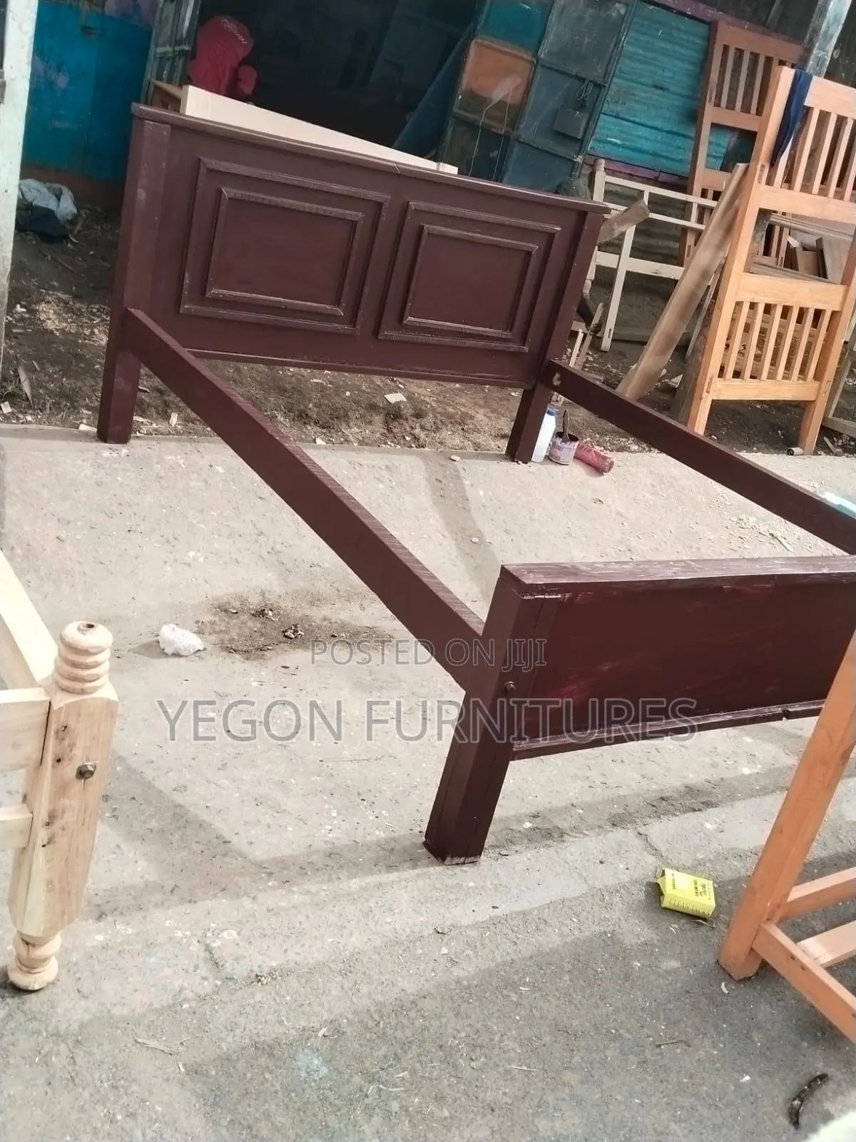 Brown Wooden Mahogany Bed
