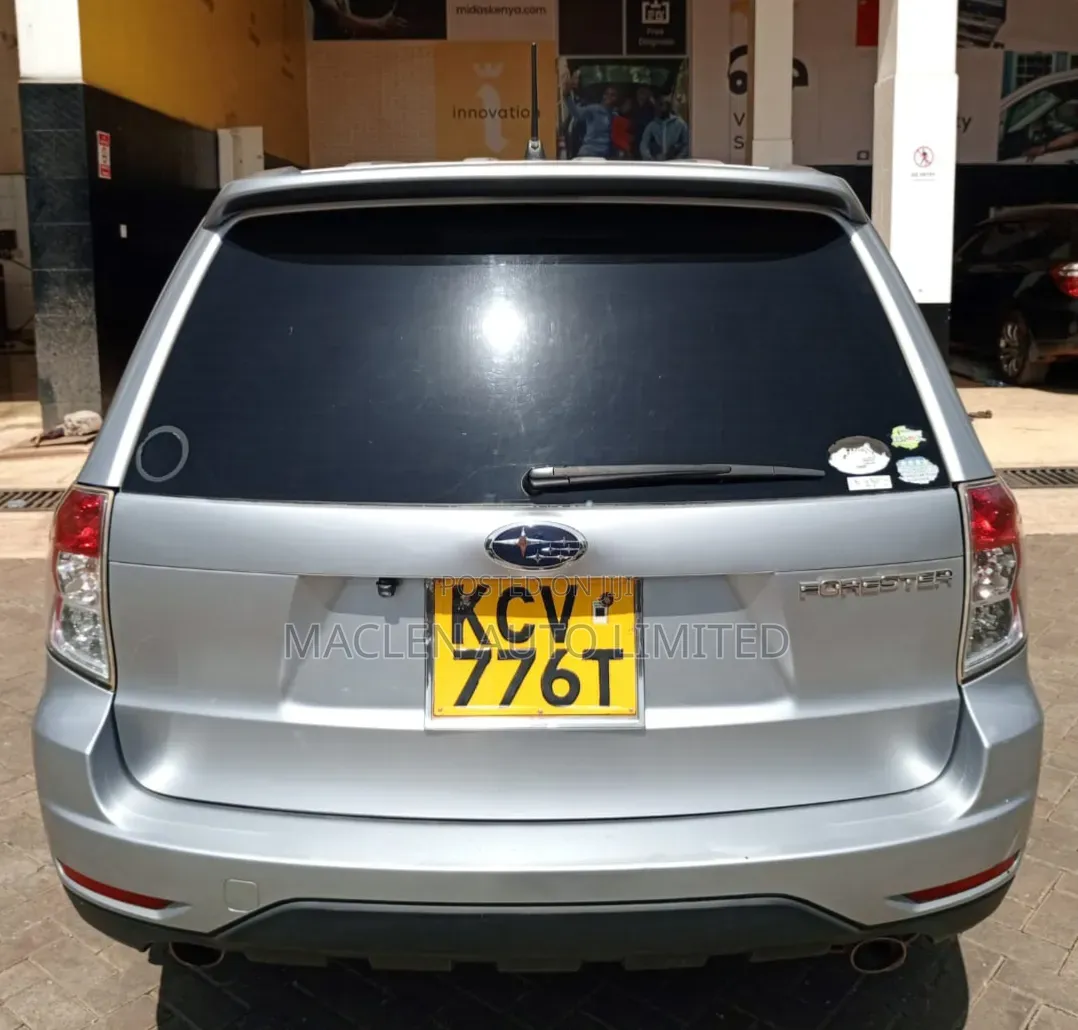 Subaru Forester 2012 Silver