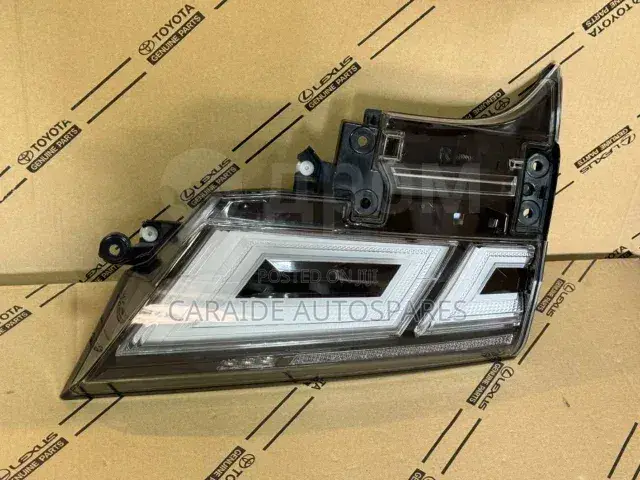 Vellfire New Model Boot Light