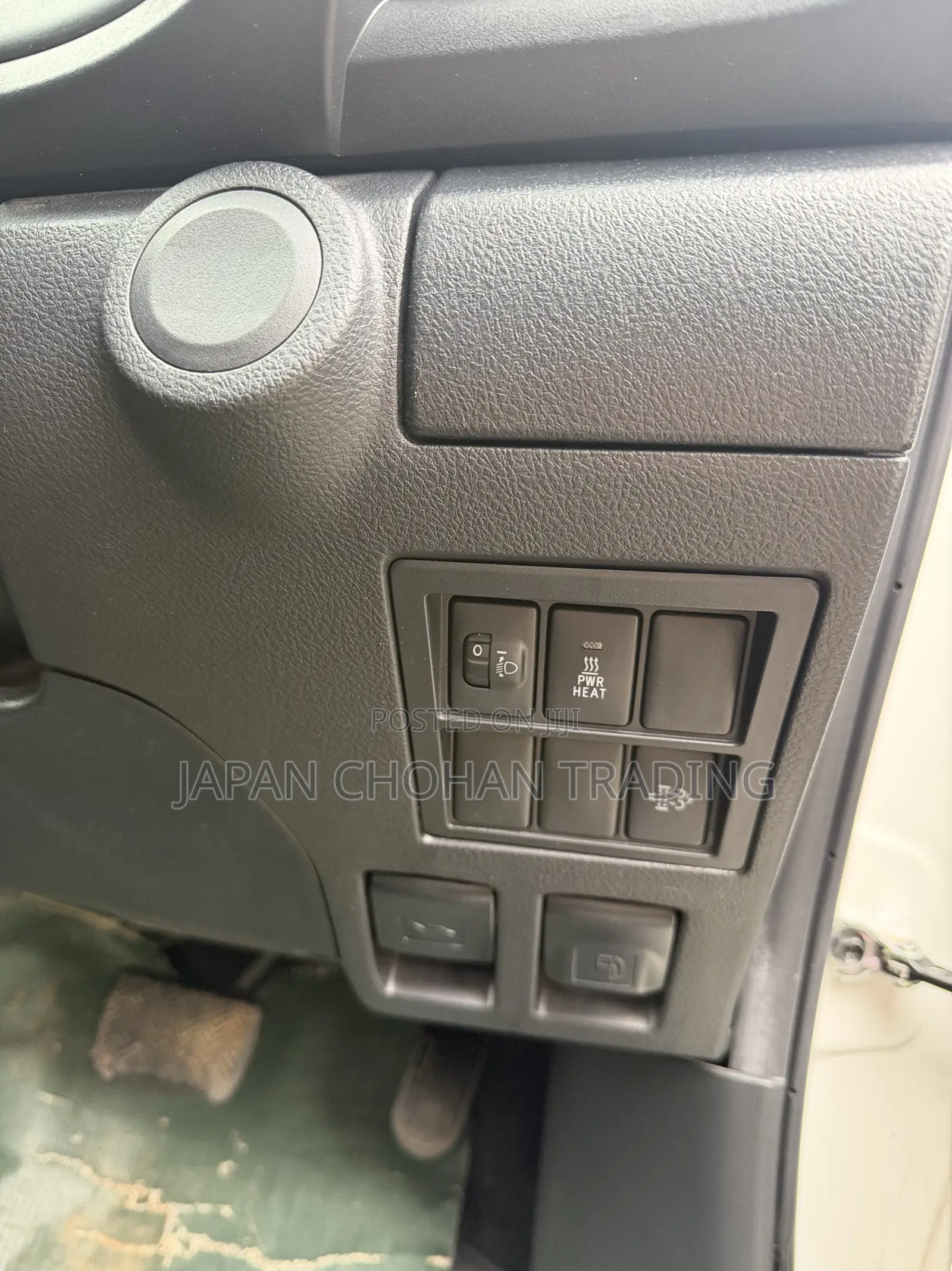 Toyota Hilux Revo Double Cab Deisel 2.4 RWD 2019 White