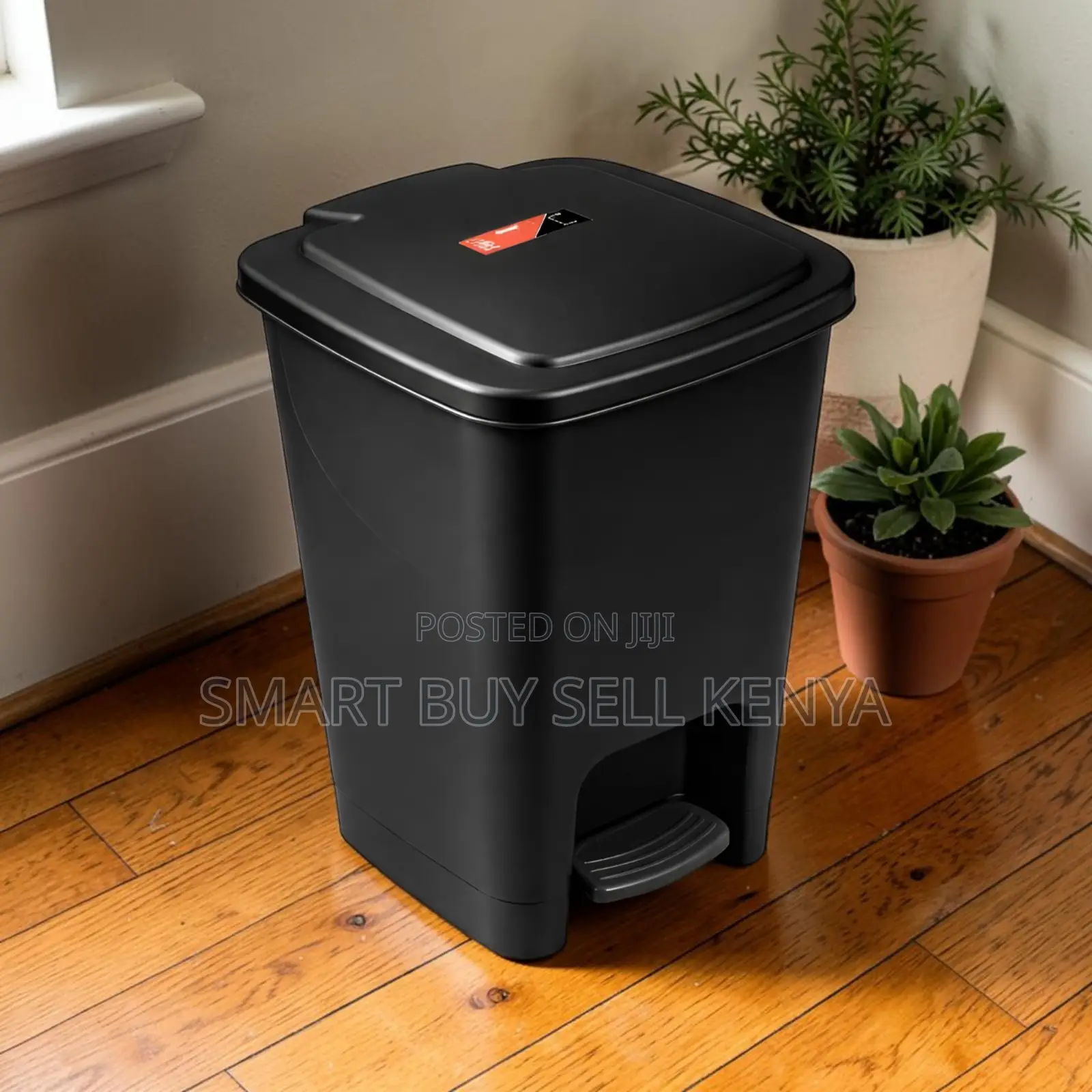 Stable Base Lightweight Body 30l Hard Plastic Step Pedal Waste Bin