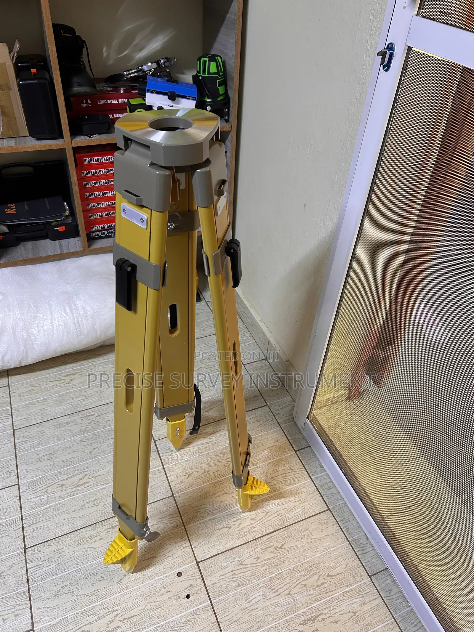 Heavy Duty Wooden Survey Tripod With Strong Clamp Locks