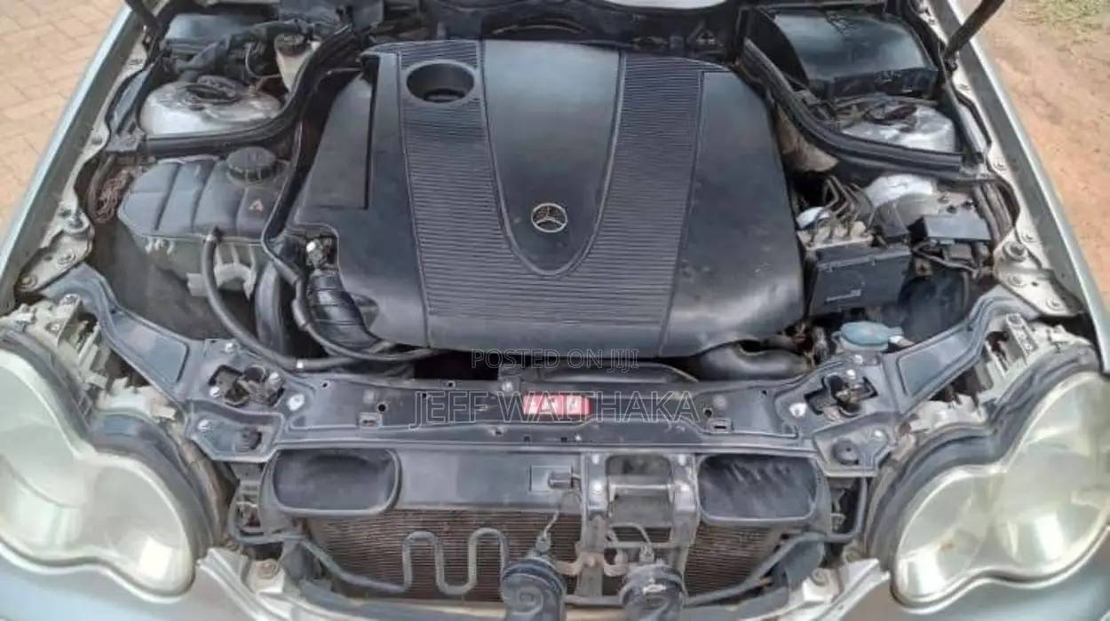 Mercedes-Benz C220 Base 2007 Silver