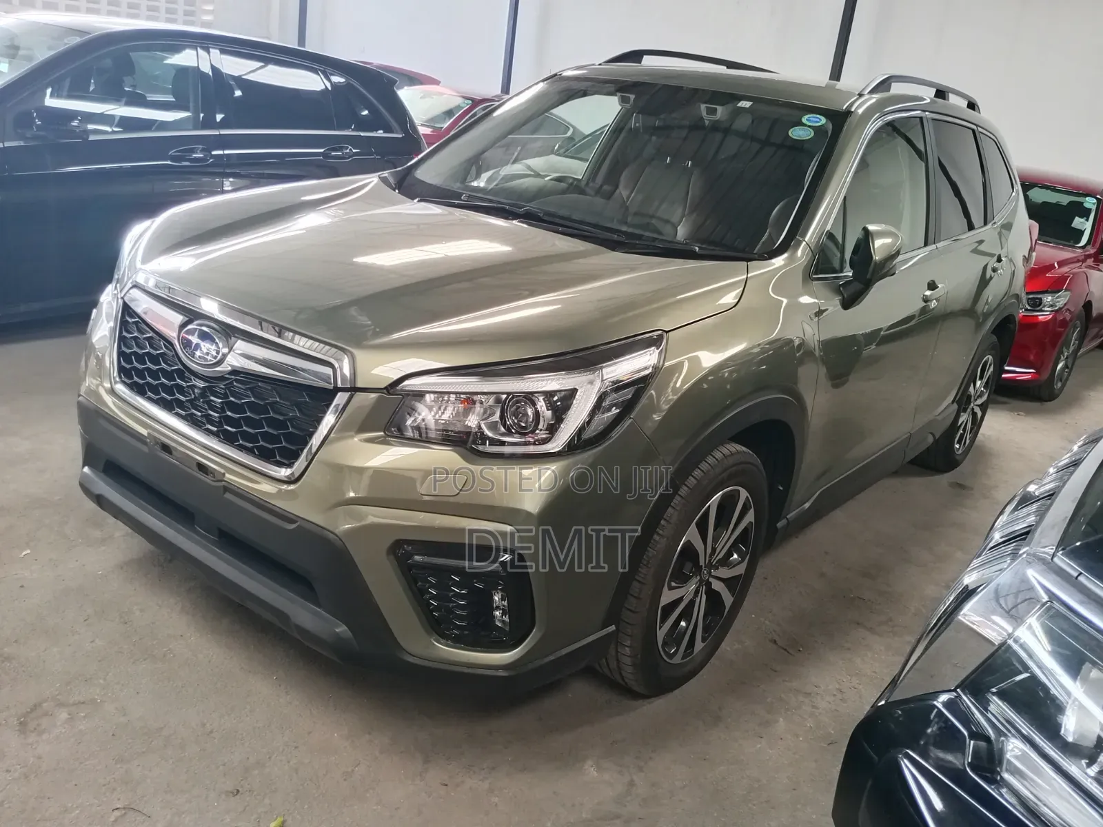 Subaru Forester Base AWD 2019 Green
