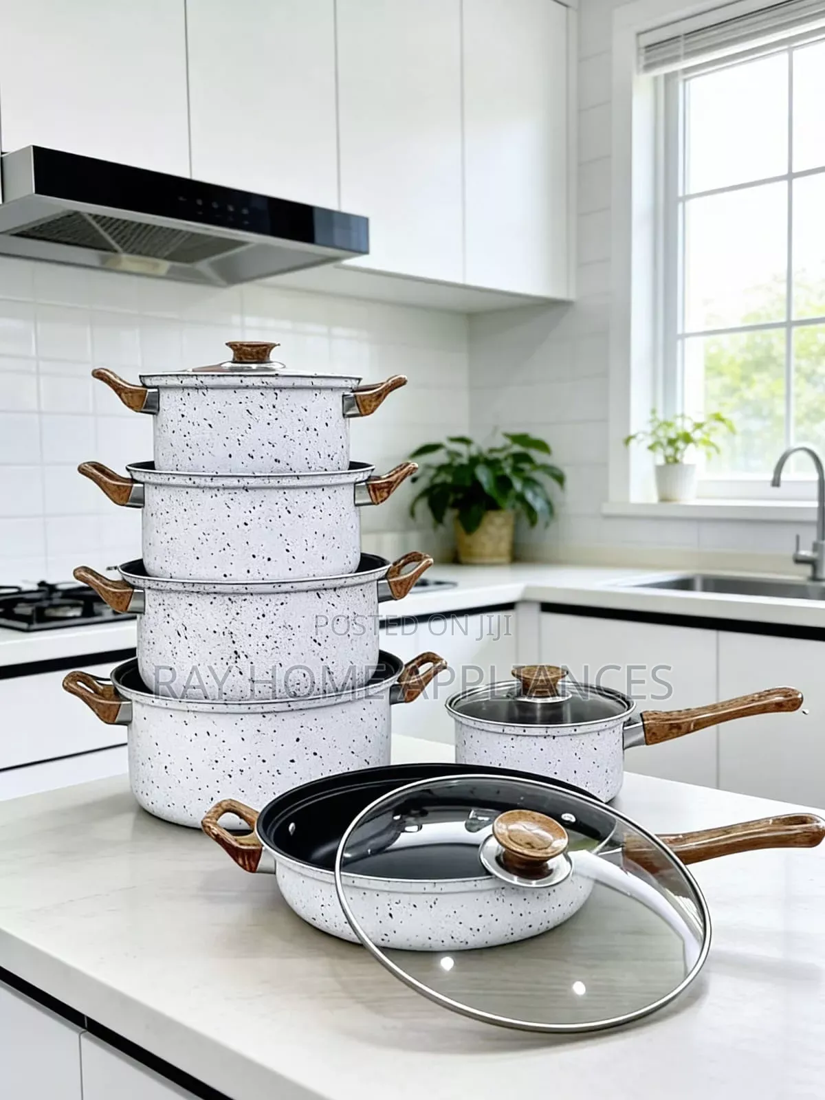 12 Pieces Stainless Cookware With Kettle