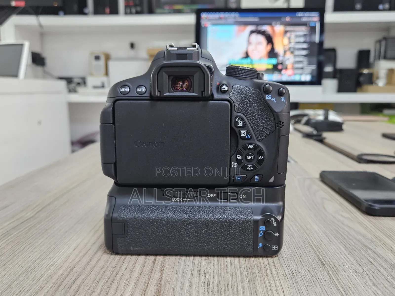 Canon Rebel T5i With Battery Grip