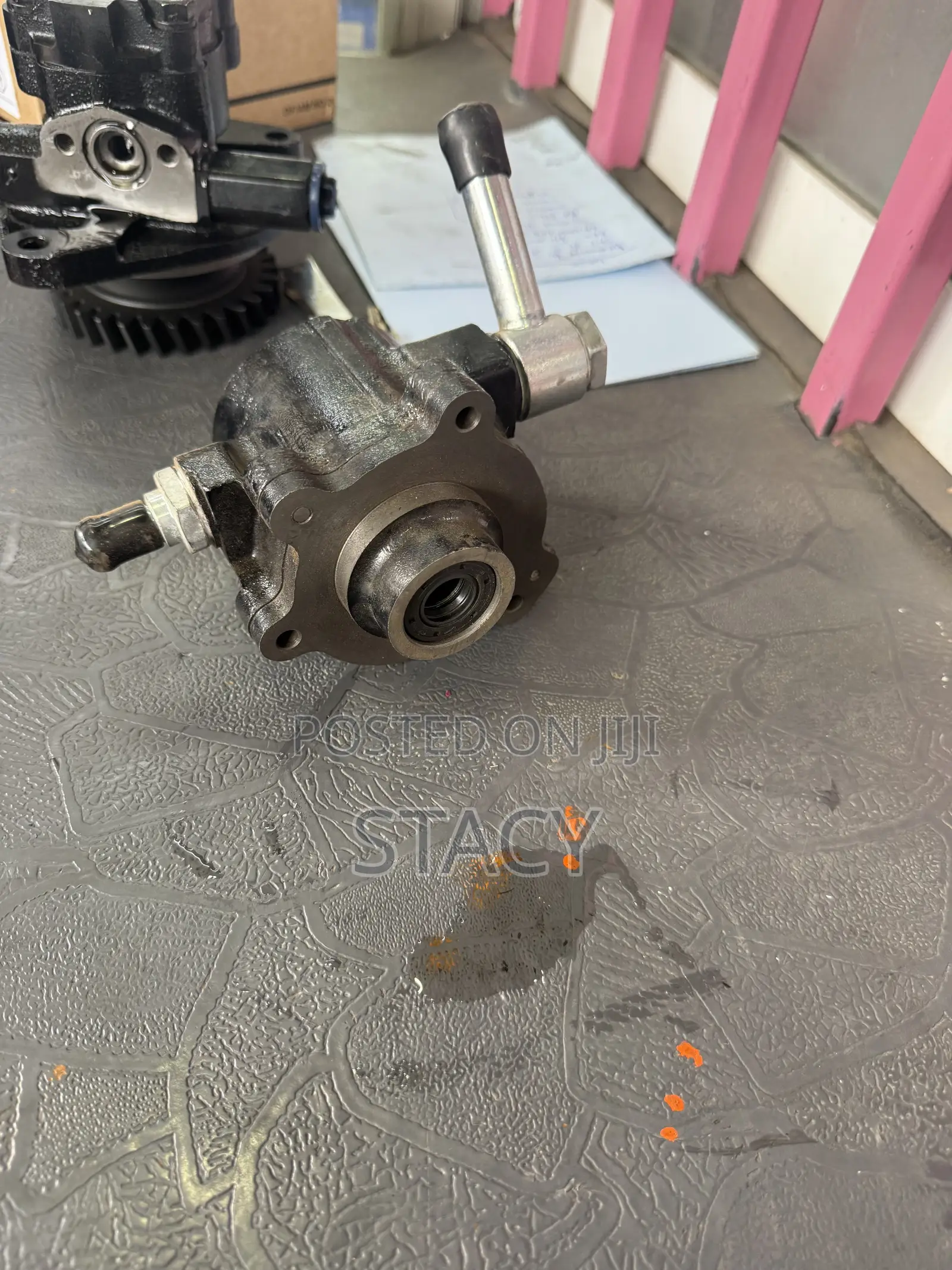 Vacuum Pump Isuzu Direct