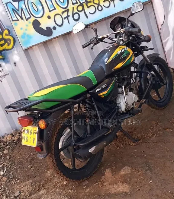 Bajaj Boxer 150 UG 2024 Black