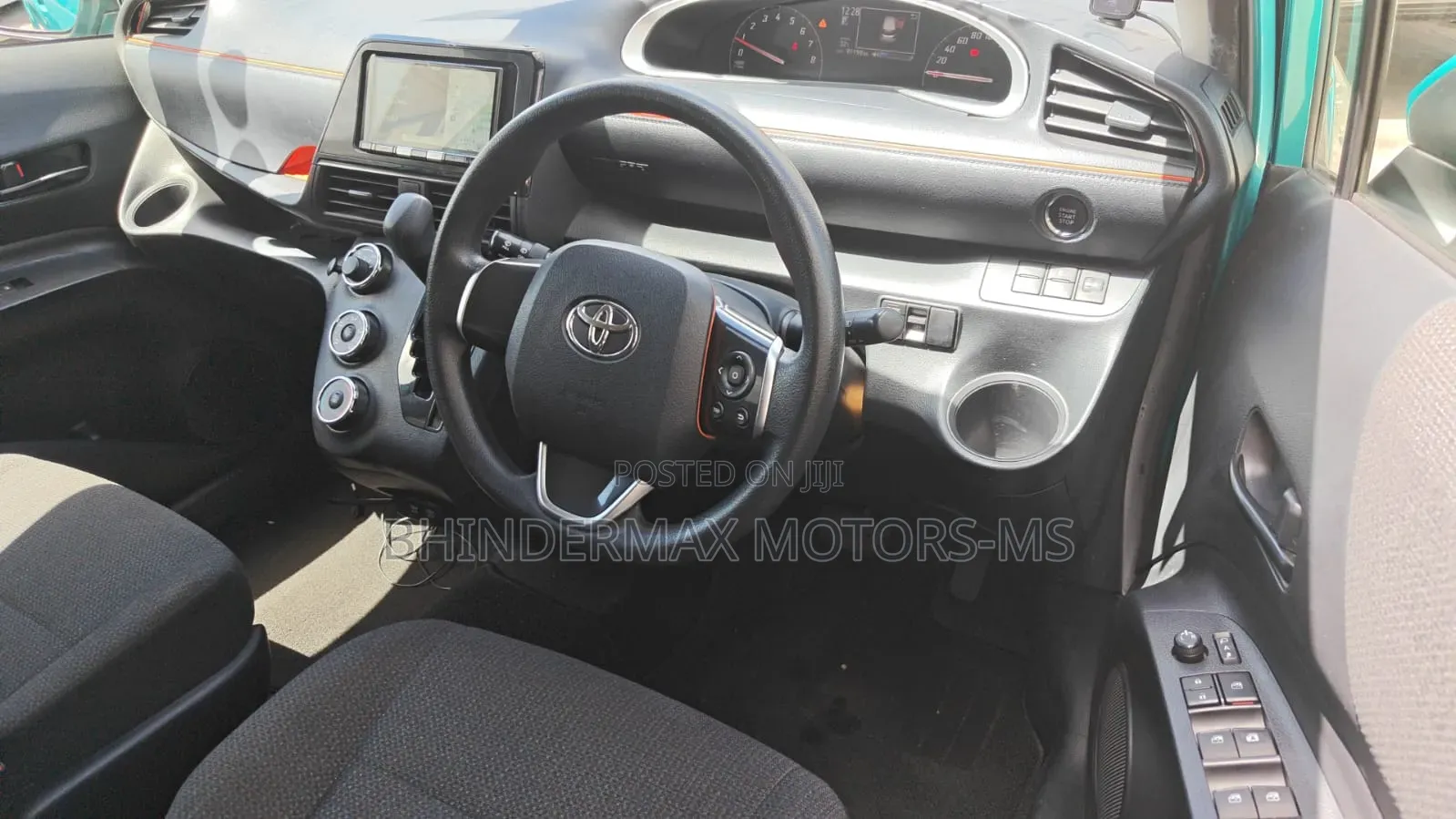 Toyota Yaris Cross 1.5 AWD 2020 Teal