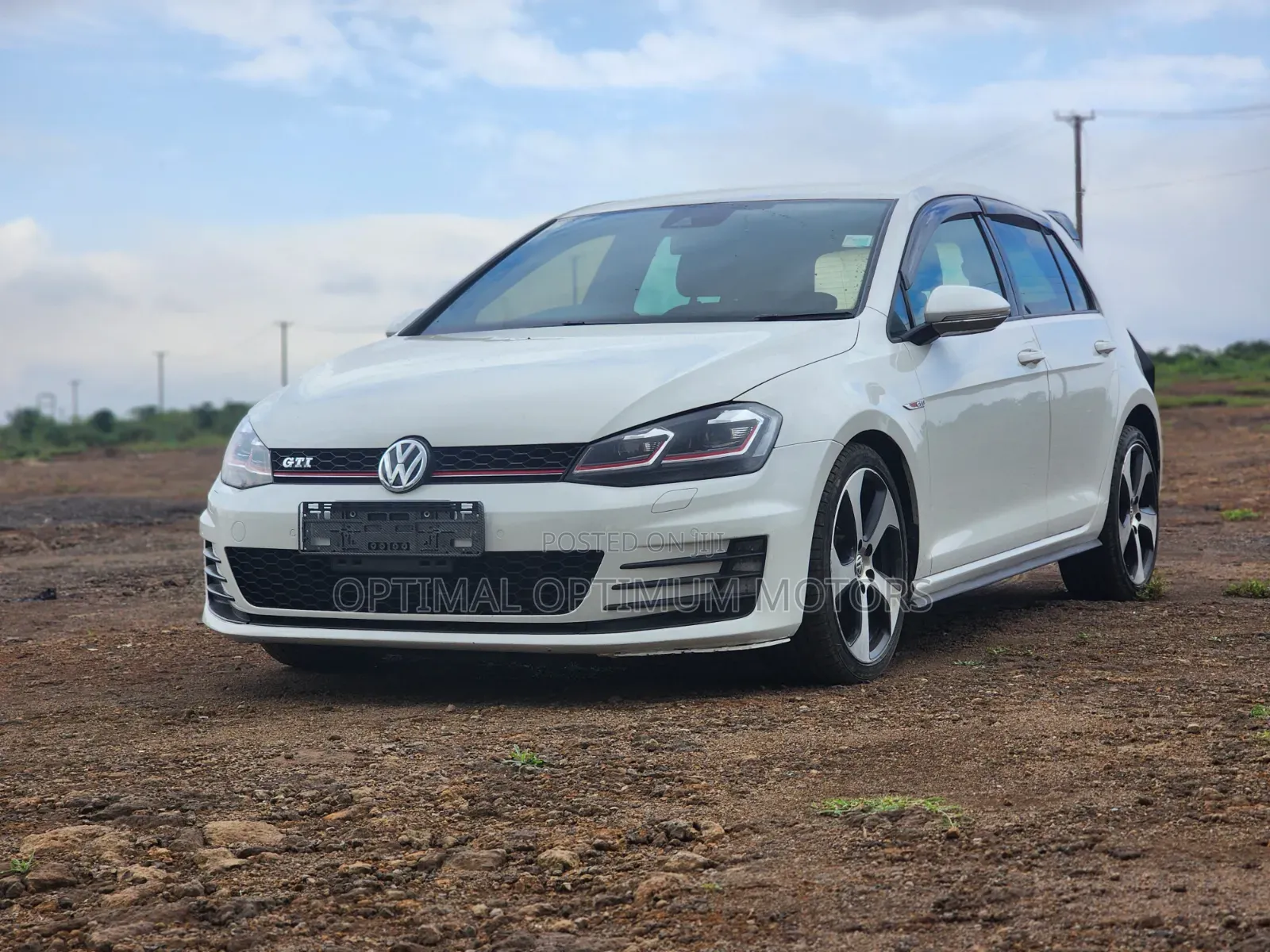 Volkswagen Golf TSI S FWD 2018 White