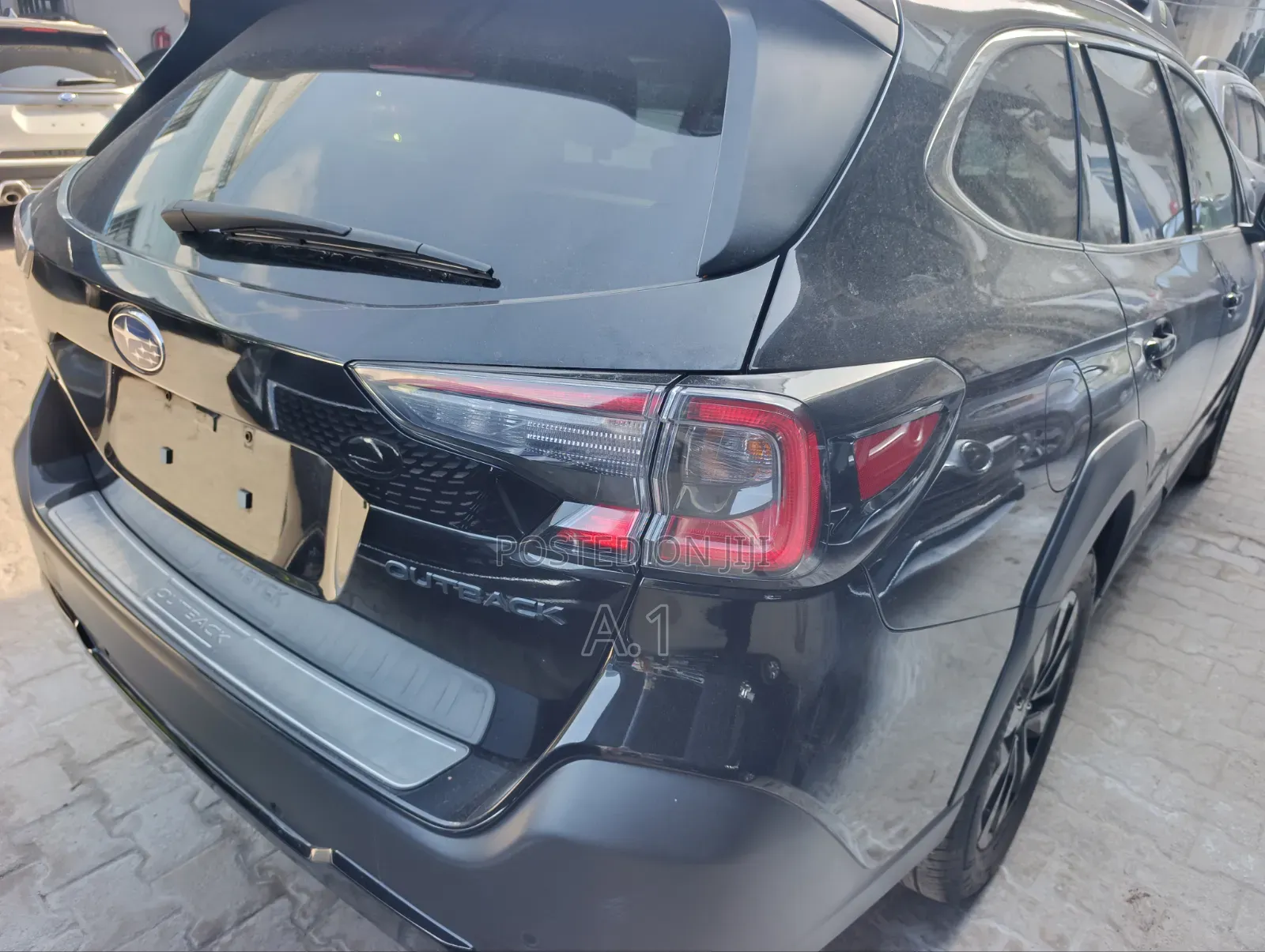 Subaru Outback Premium 2022 Black
