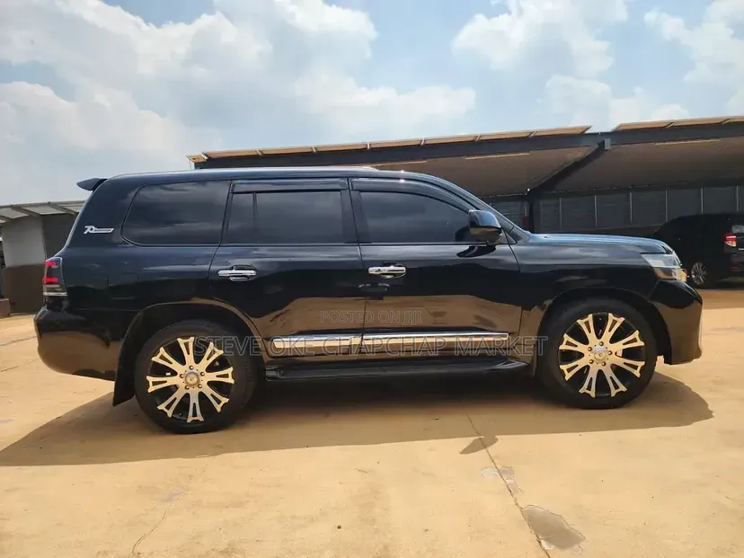 Toyota Land Cruiser 2009 Black