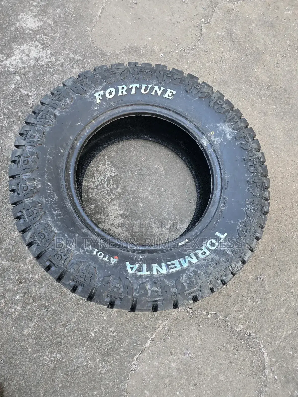 265 /70 R17 Fortune Tires (All Terrein) Tormenta