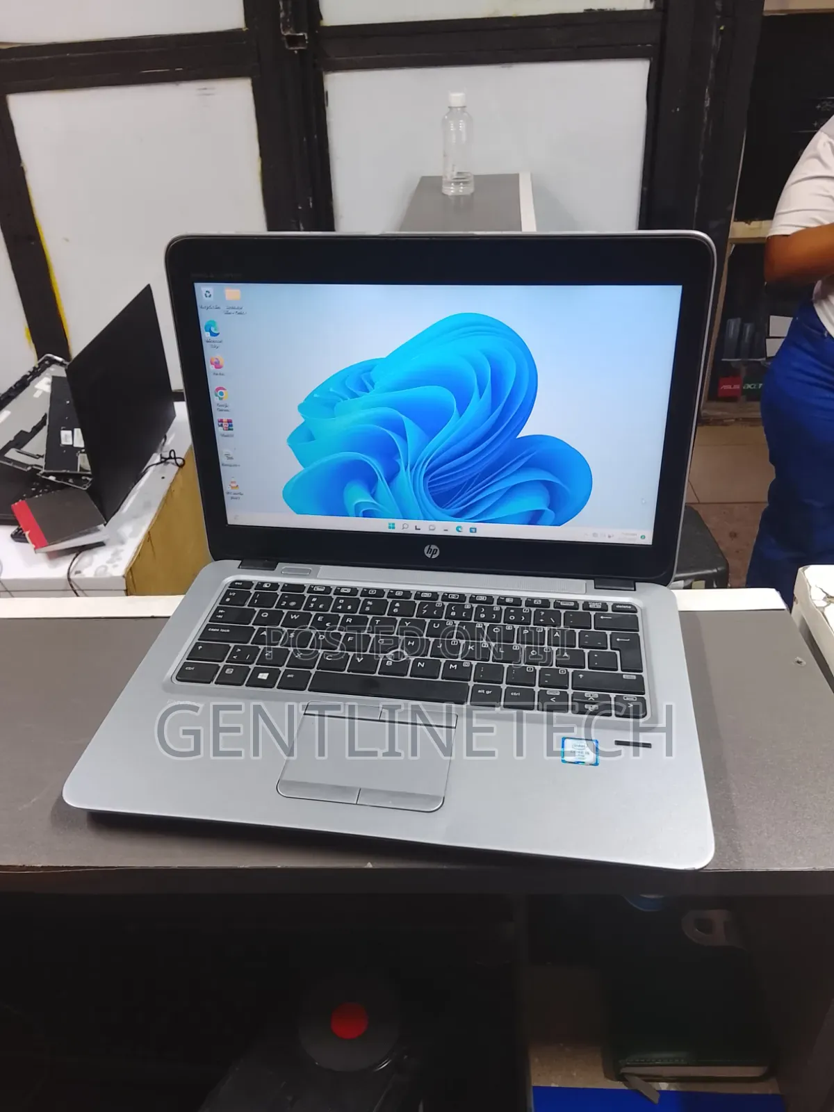 Laptop HP EliteBook 820 G3 8GB Intel Core i5 SSD 256GB