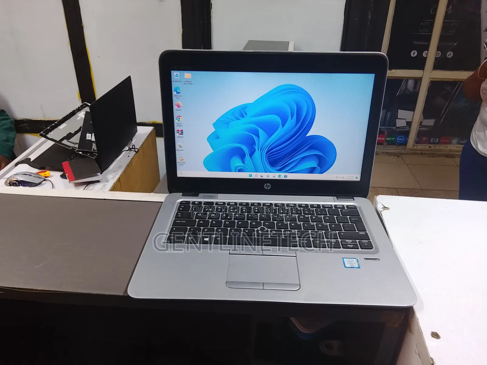 Laptop HP EliteBook 820 G3 8GB Intel Core i5 SSD 256GB