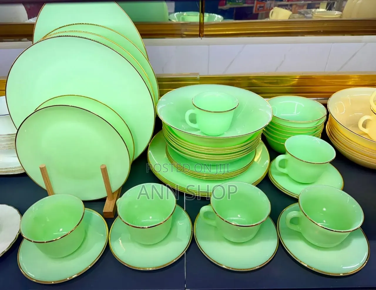 Green Dinner Set
