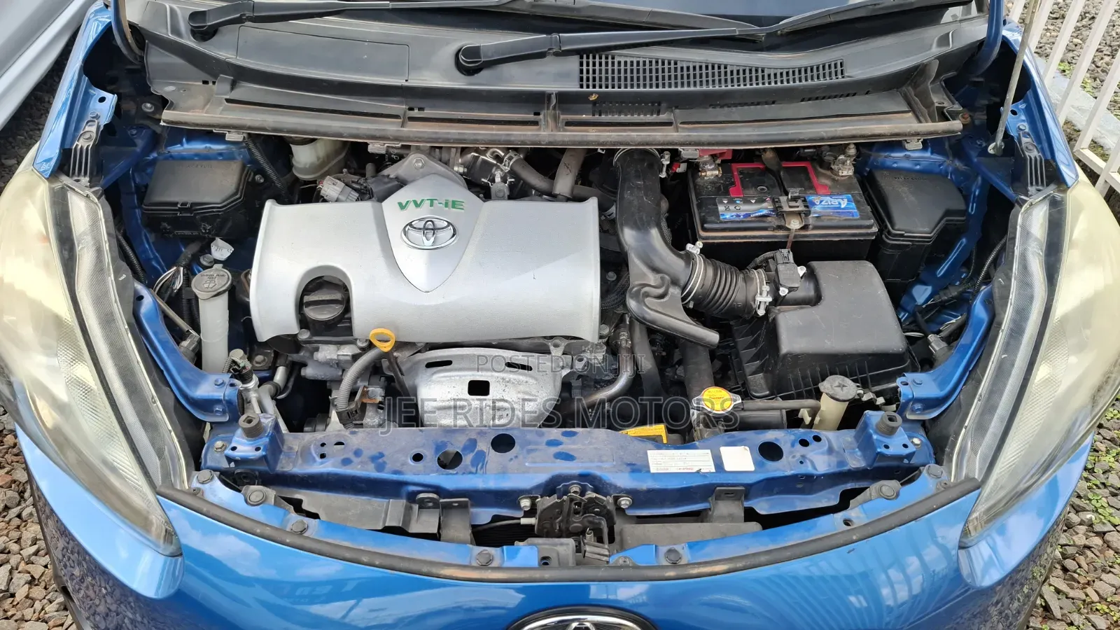 Toyota Sienta 1.5 FWD (6-seater) 2016 Blue