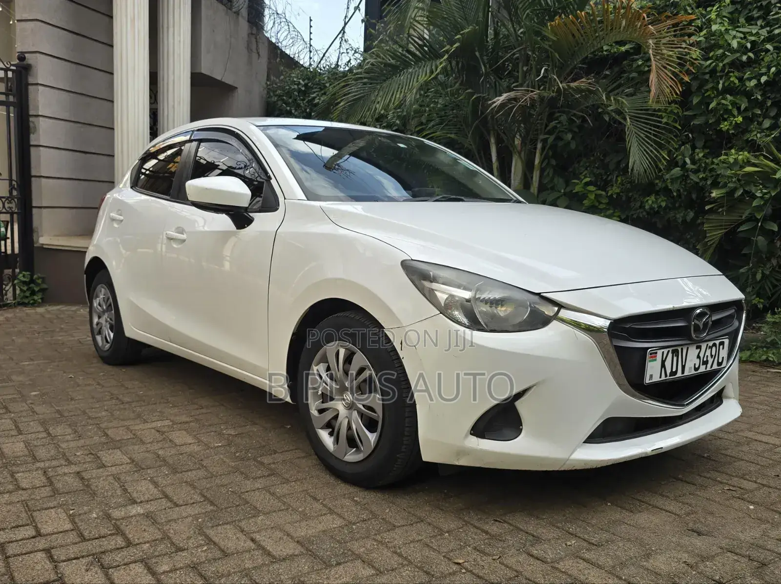 Mazda Demio 2018 White
