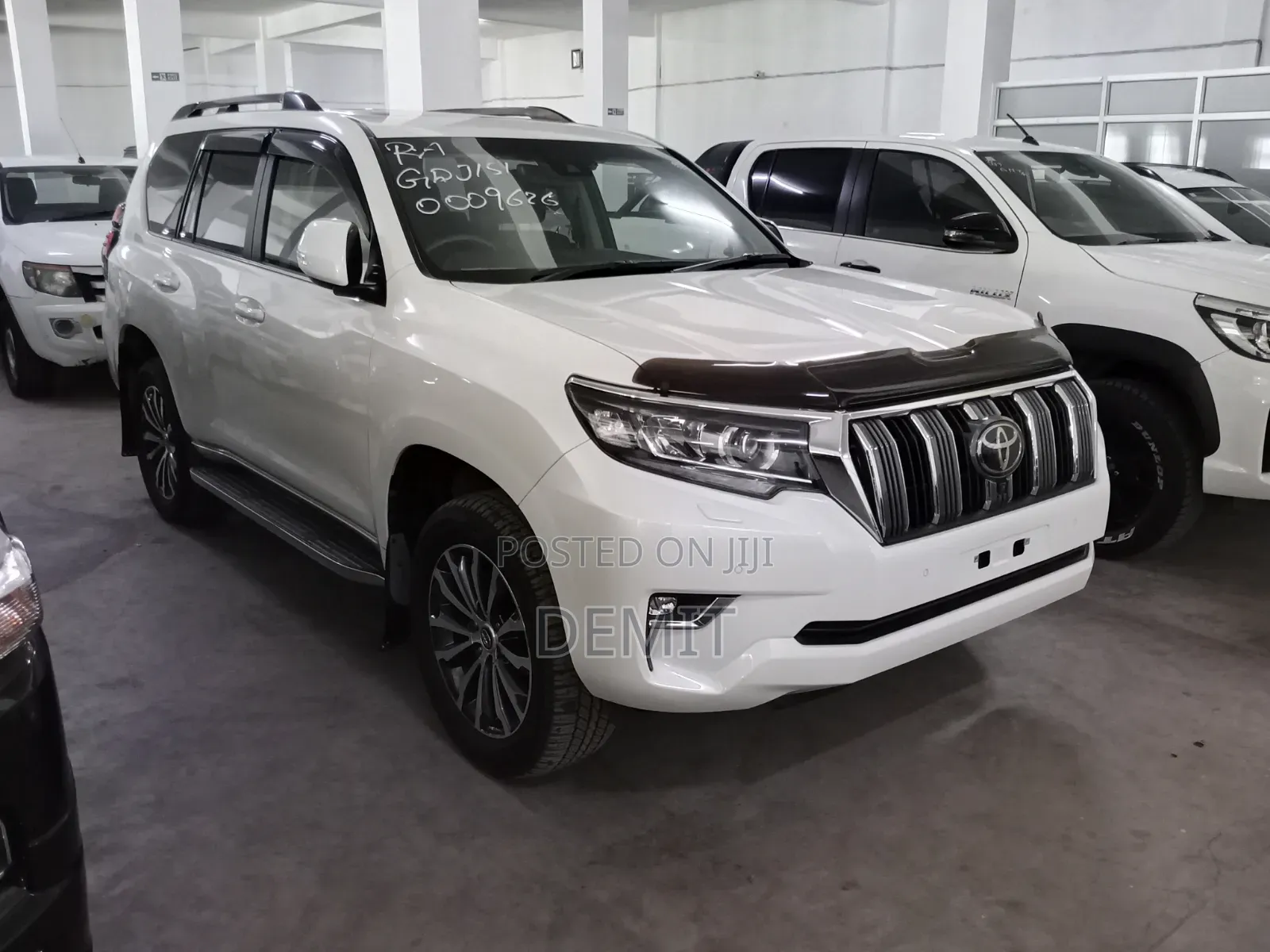 Toyota Land Cruiser Prado 2.8 2020 White