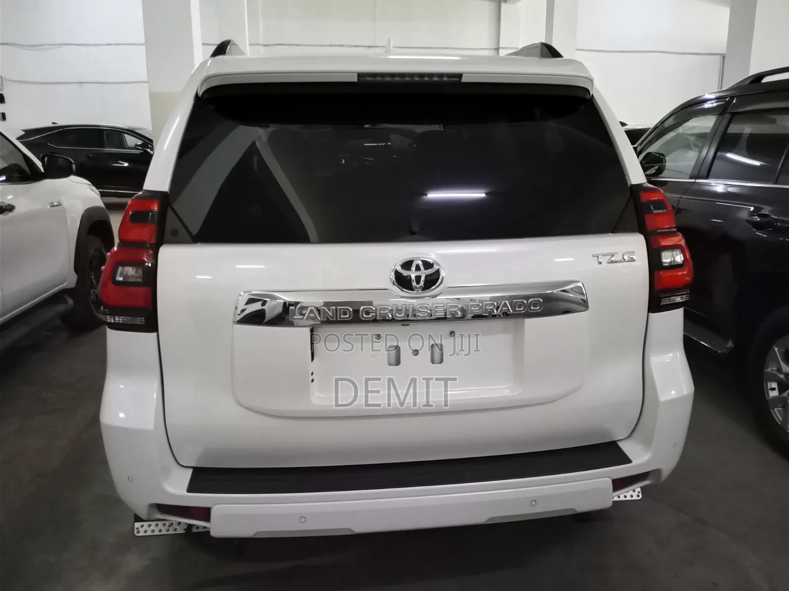 Toyota Land Cruiser Prado 2.8 2020 White