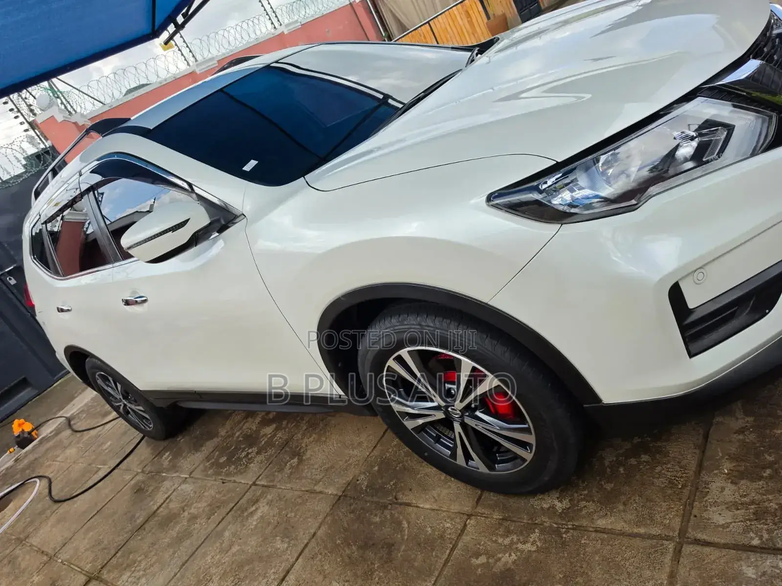 Nissan X-Trail 2.0 Petrol FWD 2018 White