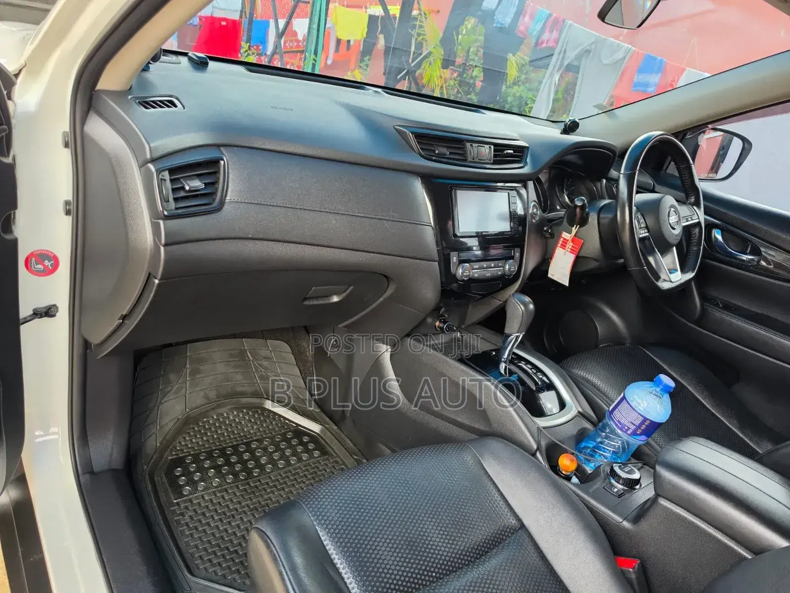 Nissan X-Trail 2.0 Petrol FWD 2018 White