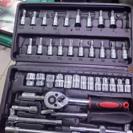 46 Pieces Socket Wrench Tool Set
