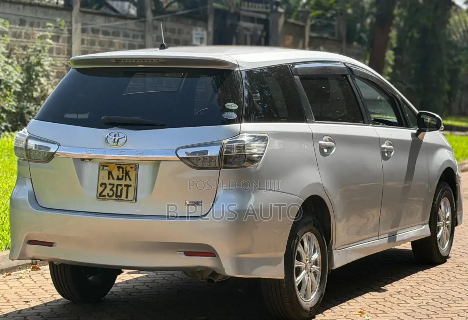 Toyota Wish 2015 Silver