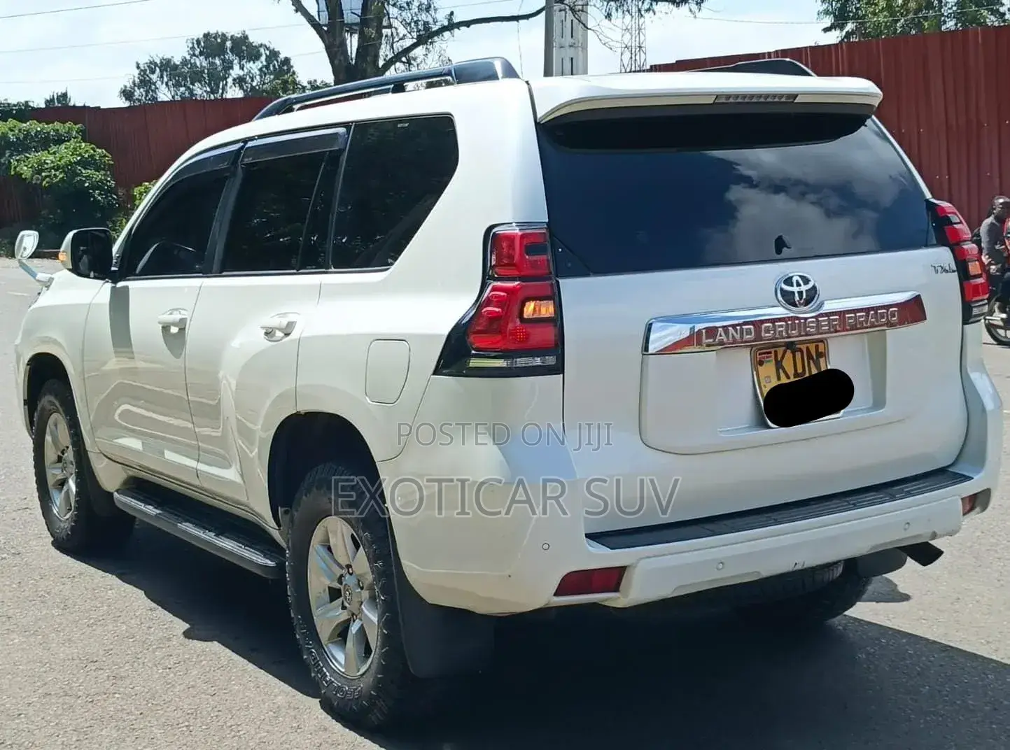 Toyota Land Cruiser Prado 2.8 2018 White