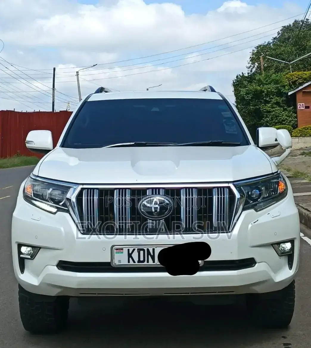 Toyota Land Cruiser Prado 2.8 2018 White