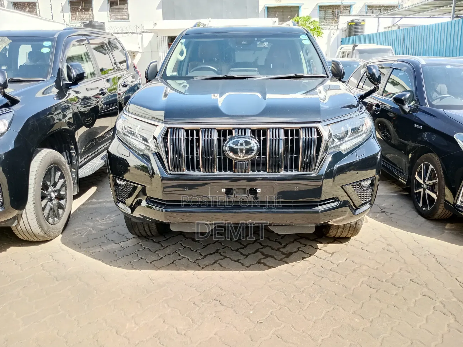 Toyota Land Cruiser Prado 2.8 2021 Black