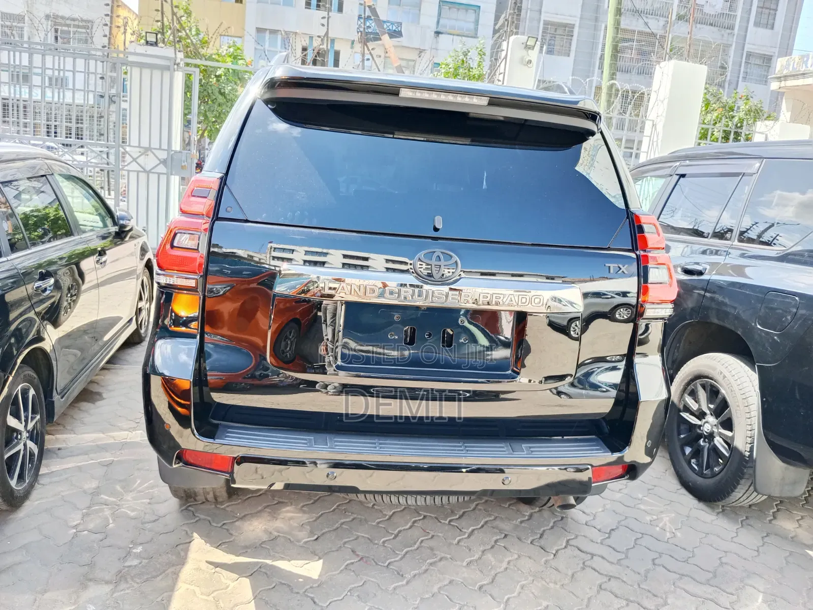 Toyota Land Cruiser Prado 2.8 2021 Black