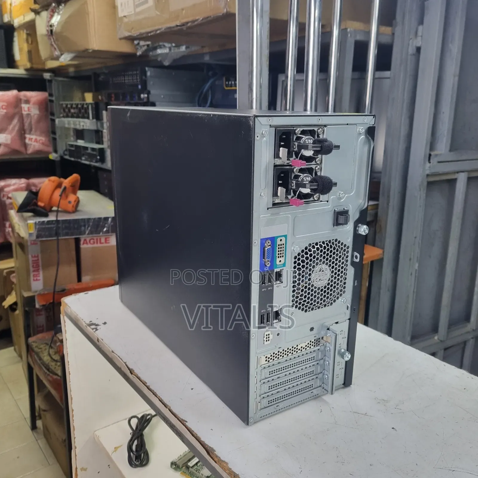 Server HP ProLiant ML 16GB Intel Pentium HDD 1T