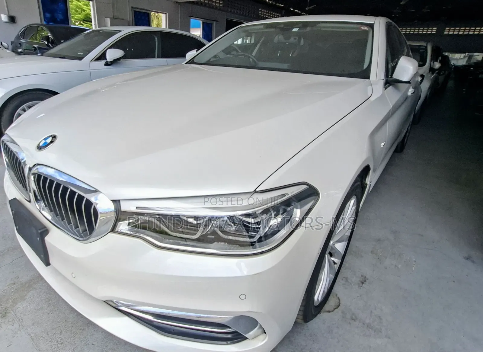 BMW 523i 2018 White