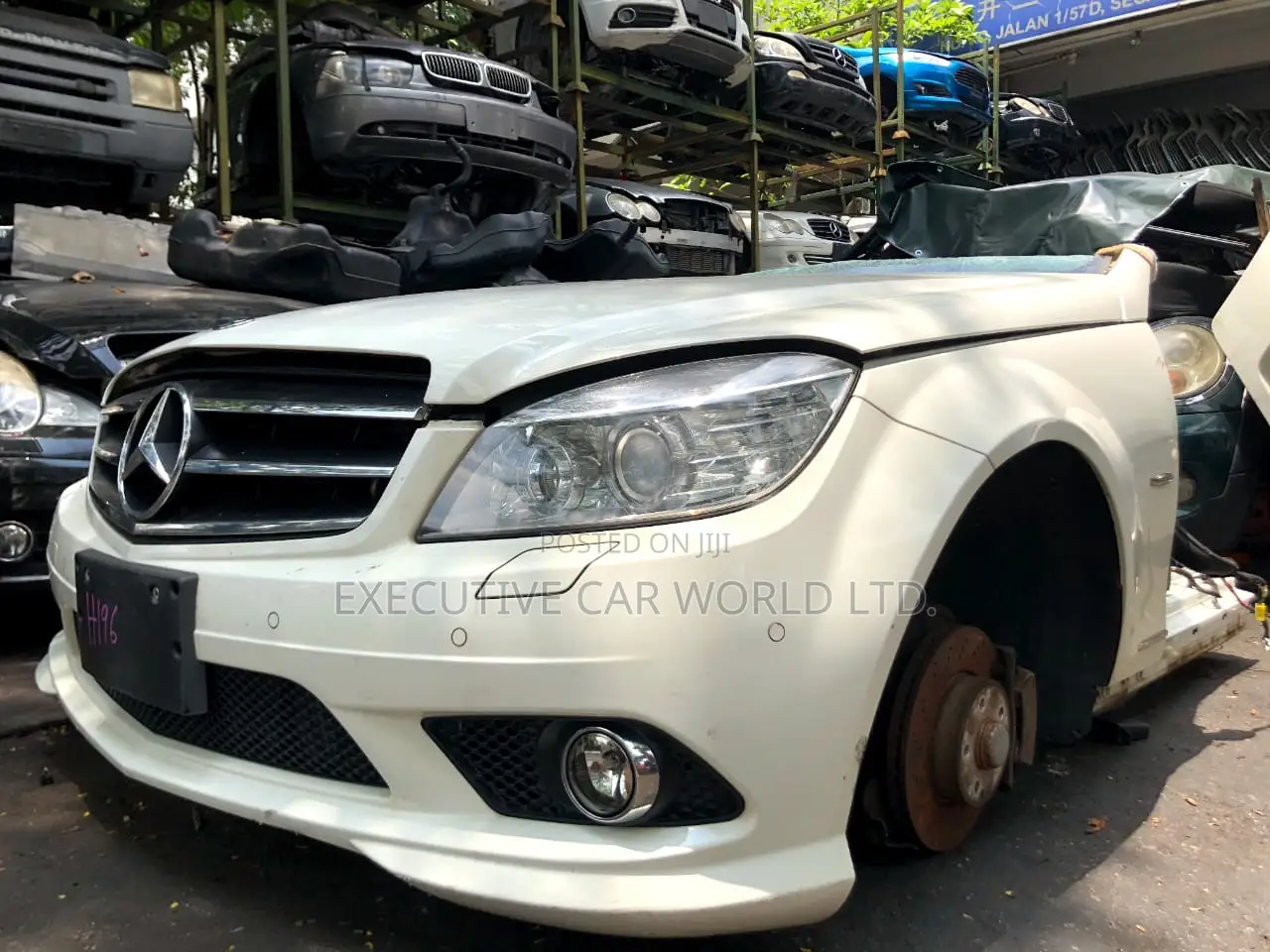Mercedes-Benz C-Class W204 Pre-Facelift Nose Cut
