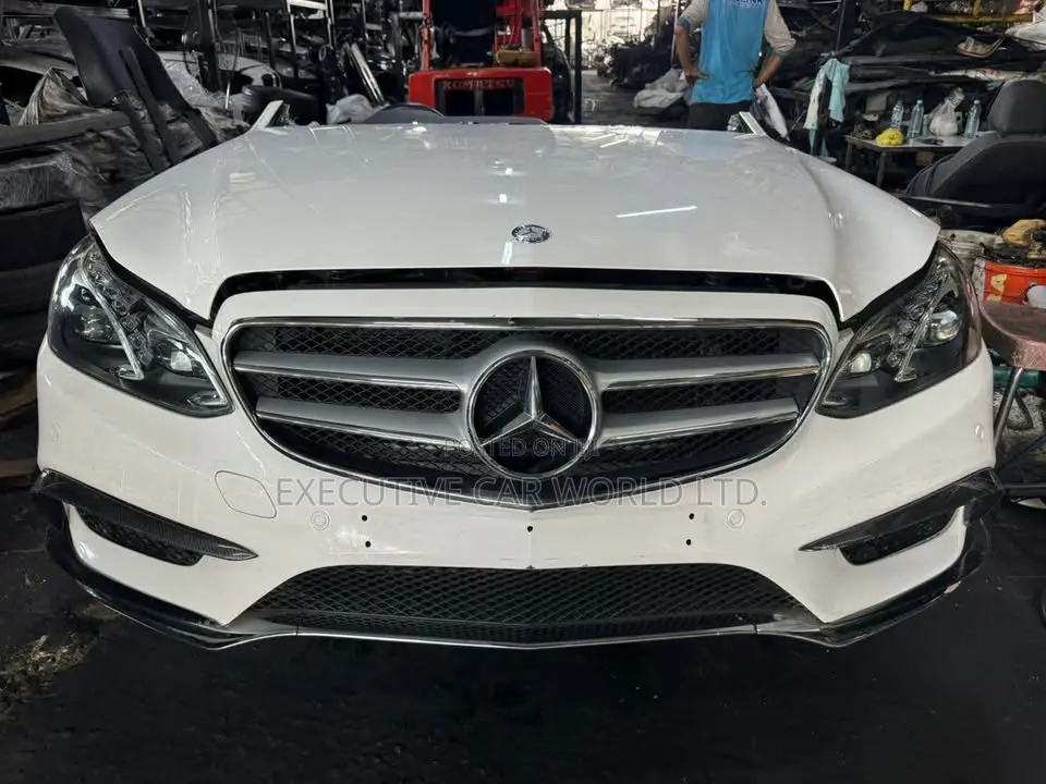 Mercedes-Benz E-Class W212 Facelift Nose Cut
