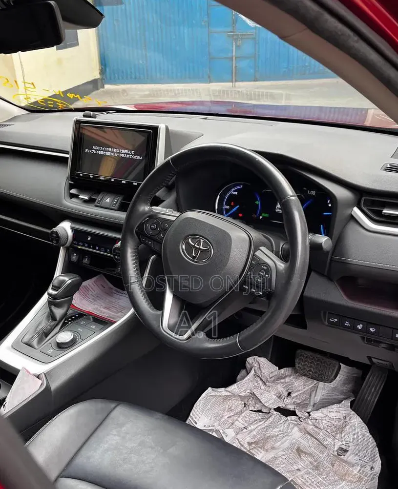 Toyota RAV4 Hybrid 2019 Maroon