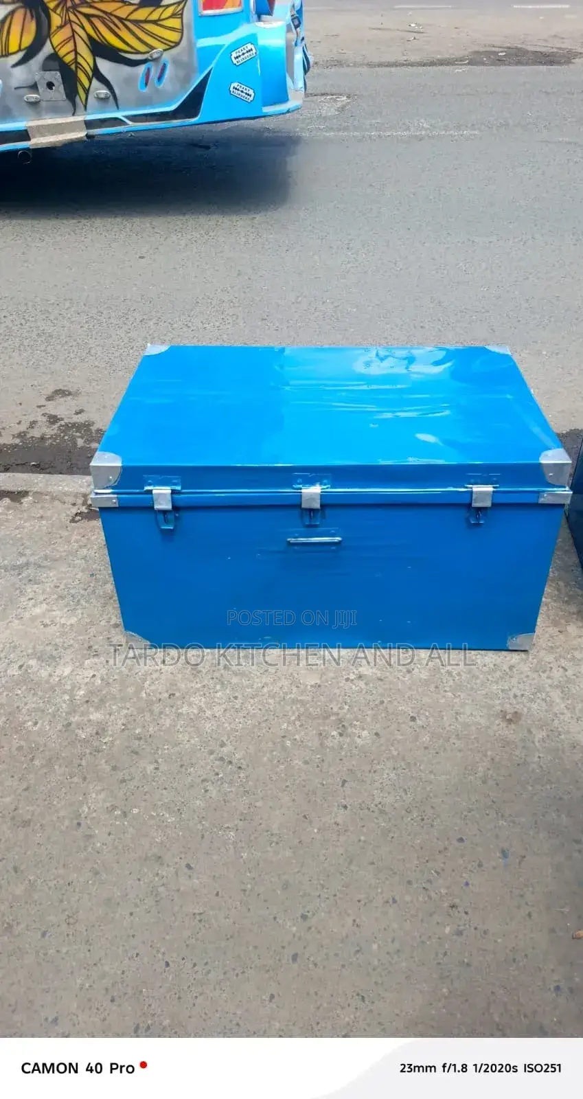 Heavy Duty Metallic Box.