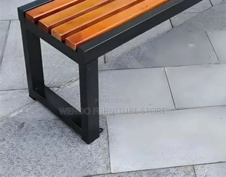 Luxury Wooden Garden Bench With Metal Frame