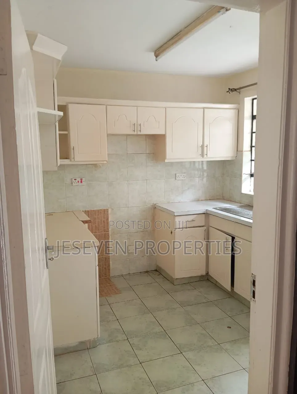 4bdrm Maisonette in Syokimau, Gateway Mall Area for rent
