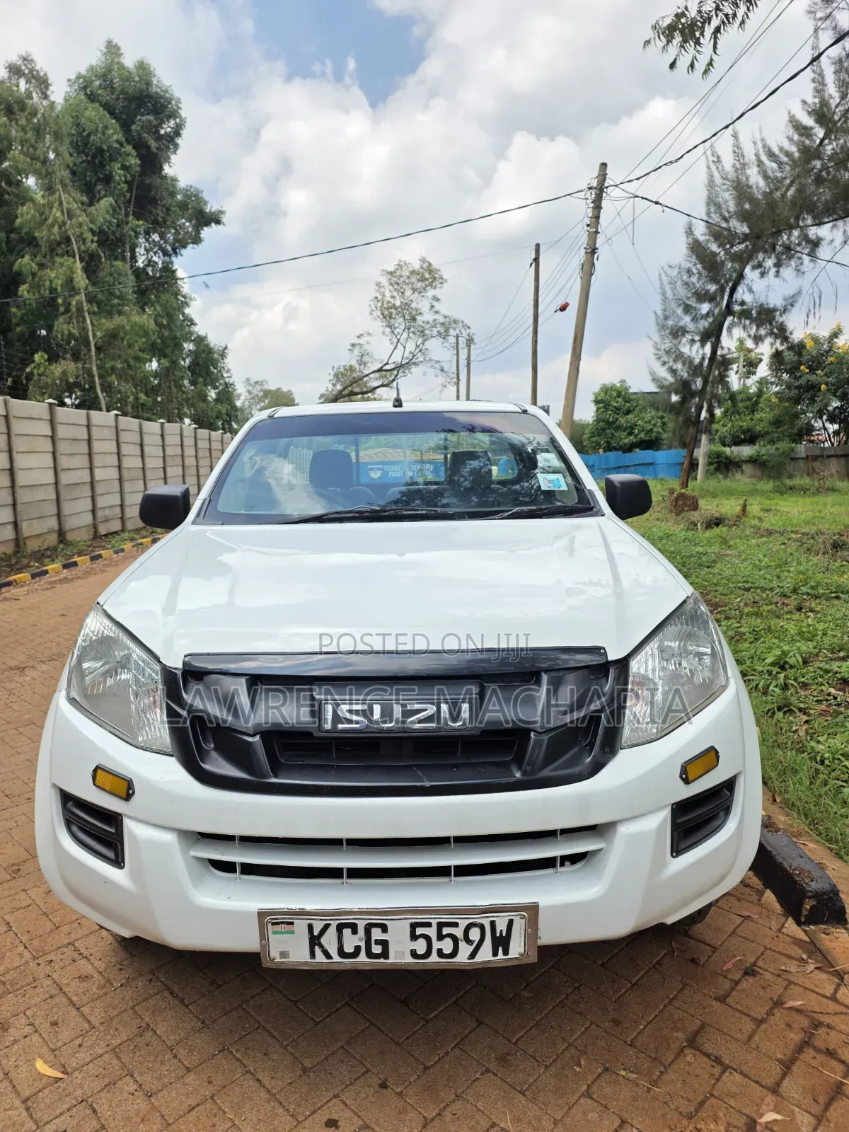 Isuzu D-MAX 2015 White